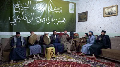 Sufi lodges in Anbar mark end of Ramadan with drumming, dhikr and prophetic praise