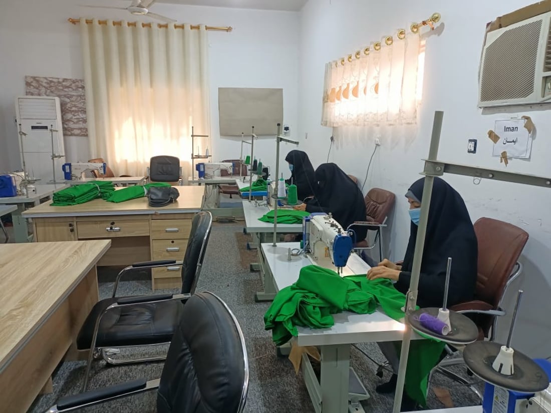 البصرة: مشغل “نسوي” يدعو عمالقة النفط لدعم منتجاته وتمكين المرأة