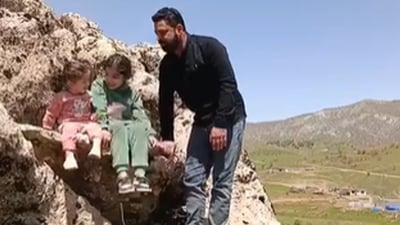 نەخشى سروشت؛ بەردە مێلۆکە یان بەردە جۆلانێ