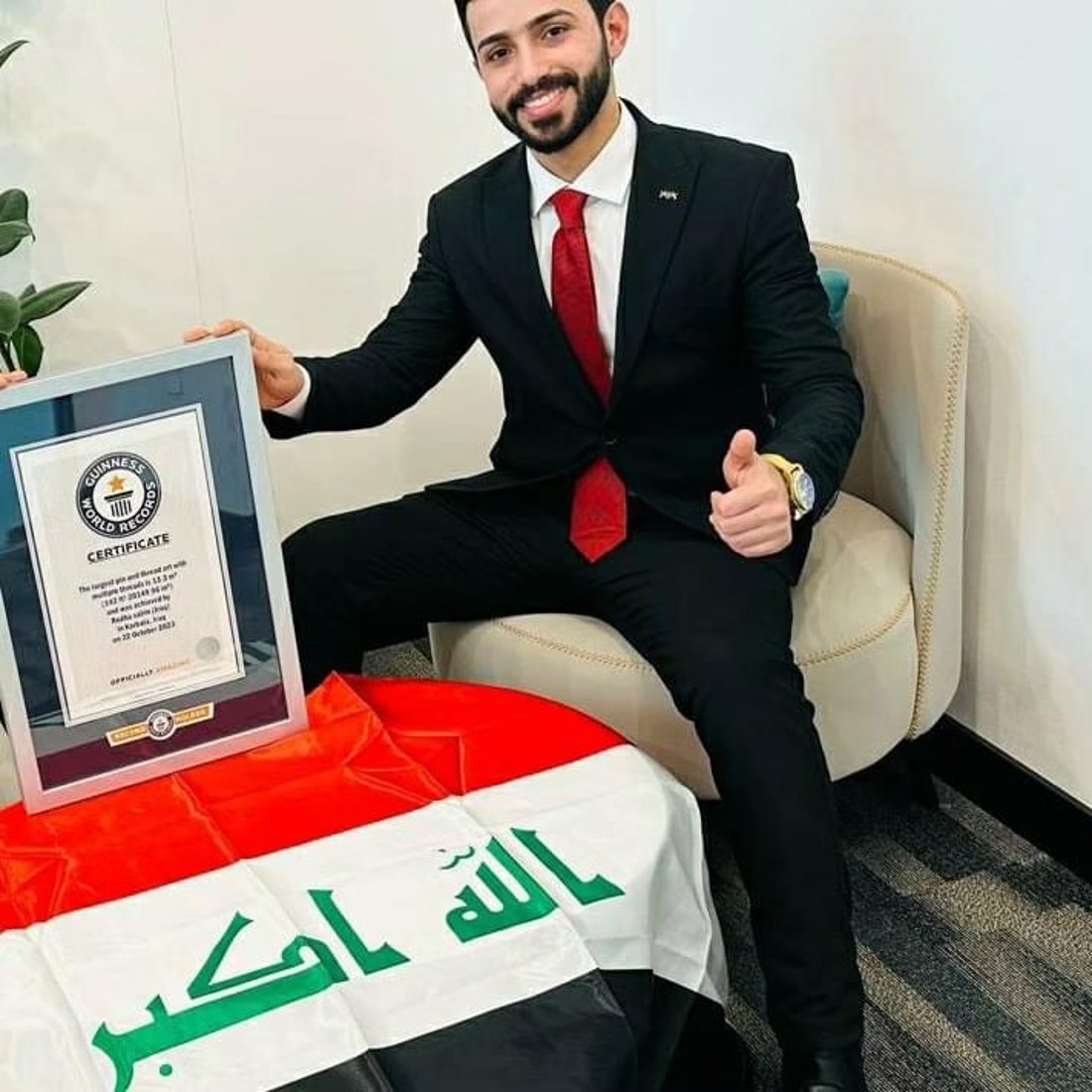 كربلائي من طويريج يدخل موسوعة غينيس.. لجنة لندن أرهقته بالتحقيق