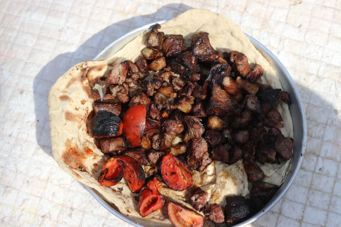 صور: يوم جميل في دبس كركوك.. غابات “شناغة” مساحة العوائل لـ”سفرات الجمعة”