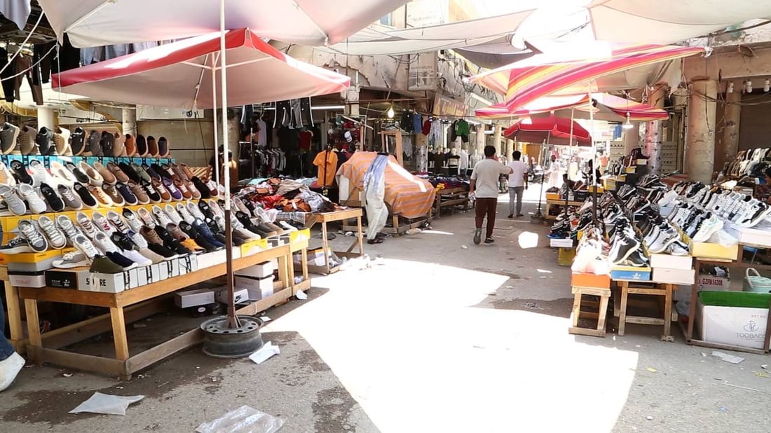 صور من سوق الحبوبي.. الرصيف أمام المحال بـ 250 ألف دينار وفي الفروع “بلاش”