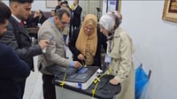 مفوضية الانتخابات تبدأ بتسليم شرائط النتائج إلى ممثلي ...