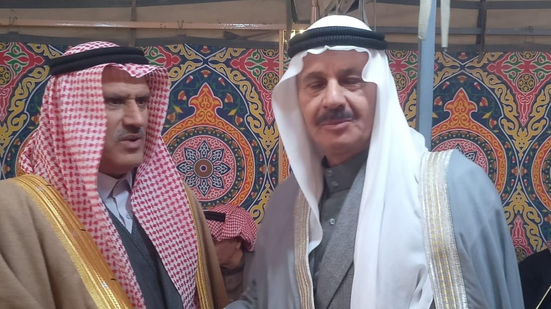 بمنزله في الحي العربي.. نائب موصلي يتقبل التعازي بوفاة ولده (صور)
