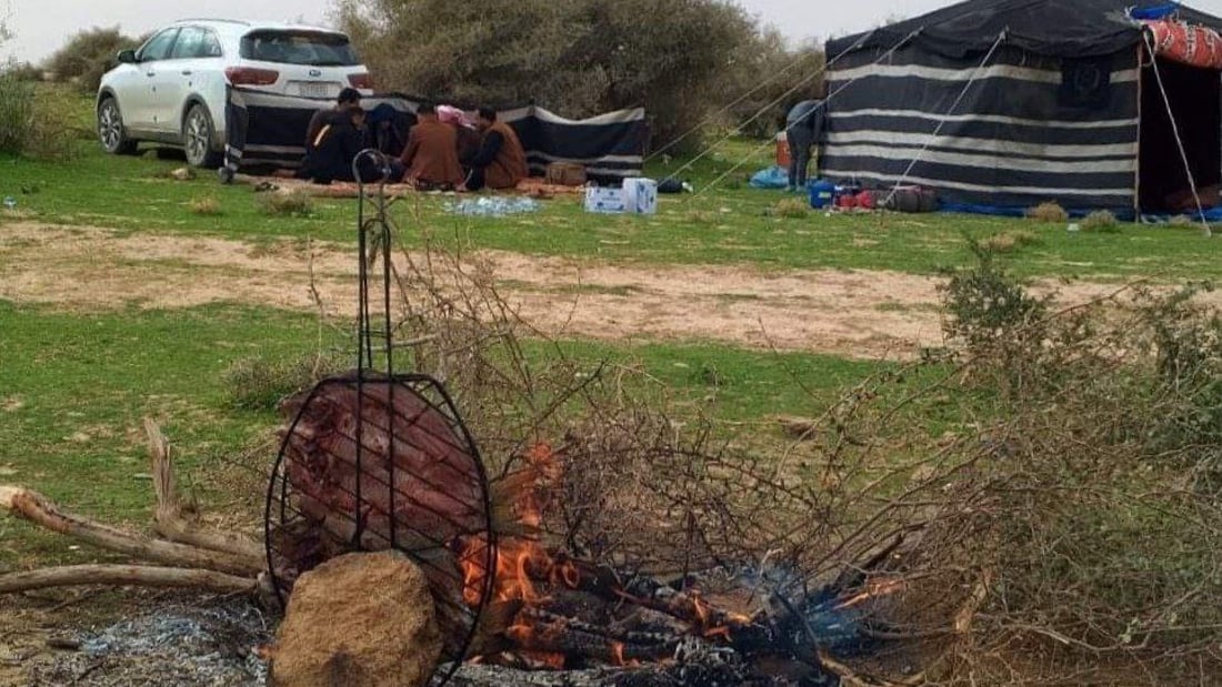 صور من كشتات الشتاء في بادية السماوة هذه الأيام.. كبسة وسمك والموبايل ممنوع