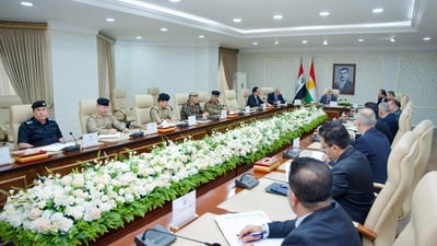 “تەقەكردن و سەرکێشی هاتوچۆ قەدەغەیە”