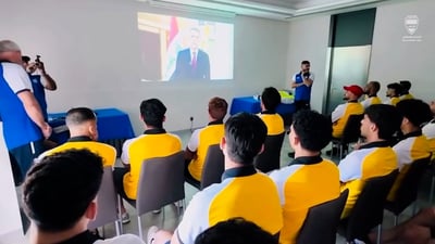 “استمتعوا وأمتعوا”.. رسالة يونس محمود لوفد المنتخب قبل كأس العالم