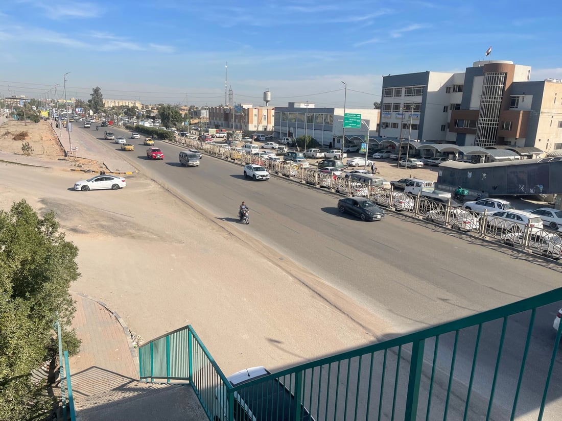كهربائي لكنه لا يتحرك.. جسر النجف الفريد والحيوي ينتظر جواباً من إيطاليا (صور)