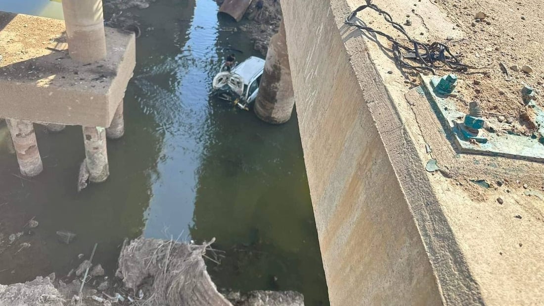 قبل قليل: سقوط “سورنتو” من أعلى جسر الحفار في الديوانية.. والسائق بخير (صور)