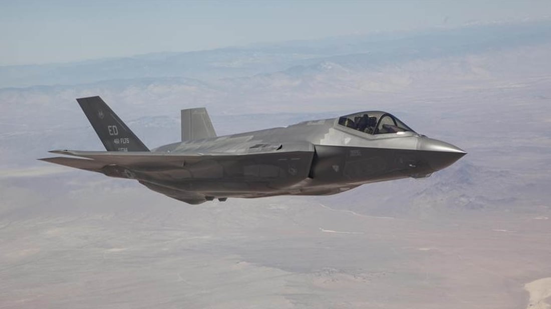 شاندی عێراق لە واشنتن گرێبەستێکى بۆ کڕینى 41 فڕۆکەى جەنگی واژۆ کرد