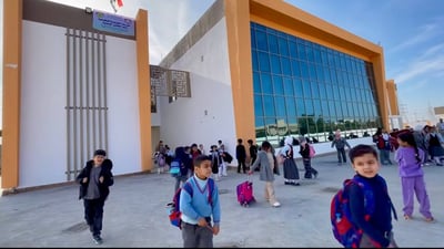 شركة لبنانية تغادر واسط وتترك 3 آلاف تلميذ بلا مدارس!