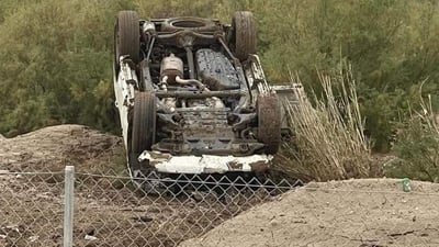 نجاة رجل أعمال بارز من حادث سير مميت في الديوانية (صور)