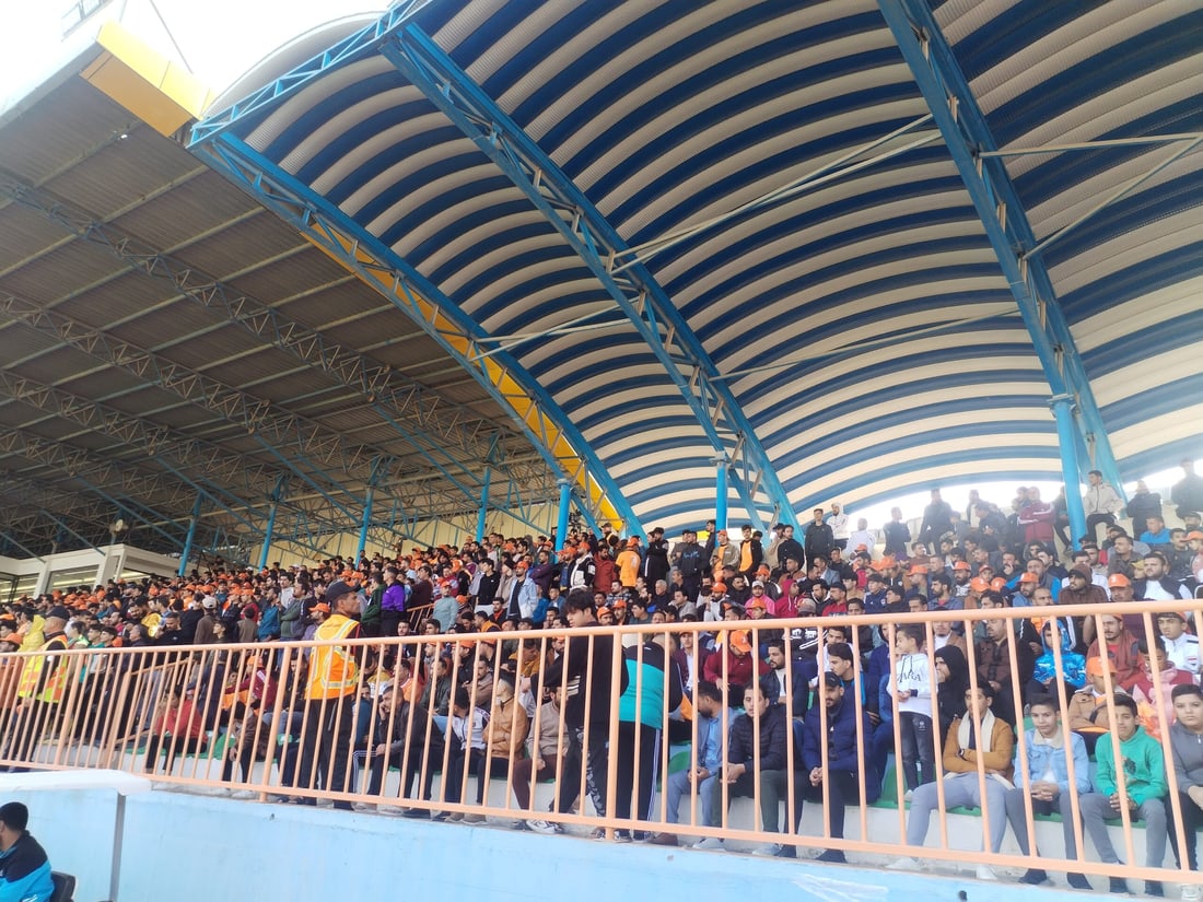 صور: الحلبوسي وكاساس وآلاف الجماهير خلال مباراة انتهت بالتعادل بين الكرمة والزوراء