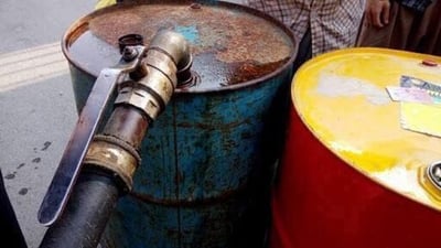 Oil distributor warns against sale of winter kerosene cards to street buyers