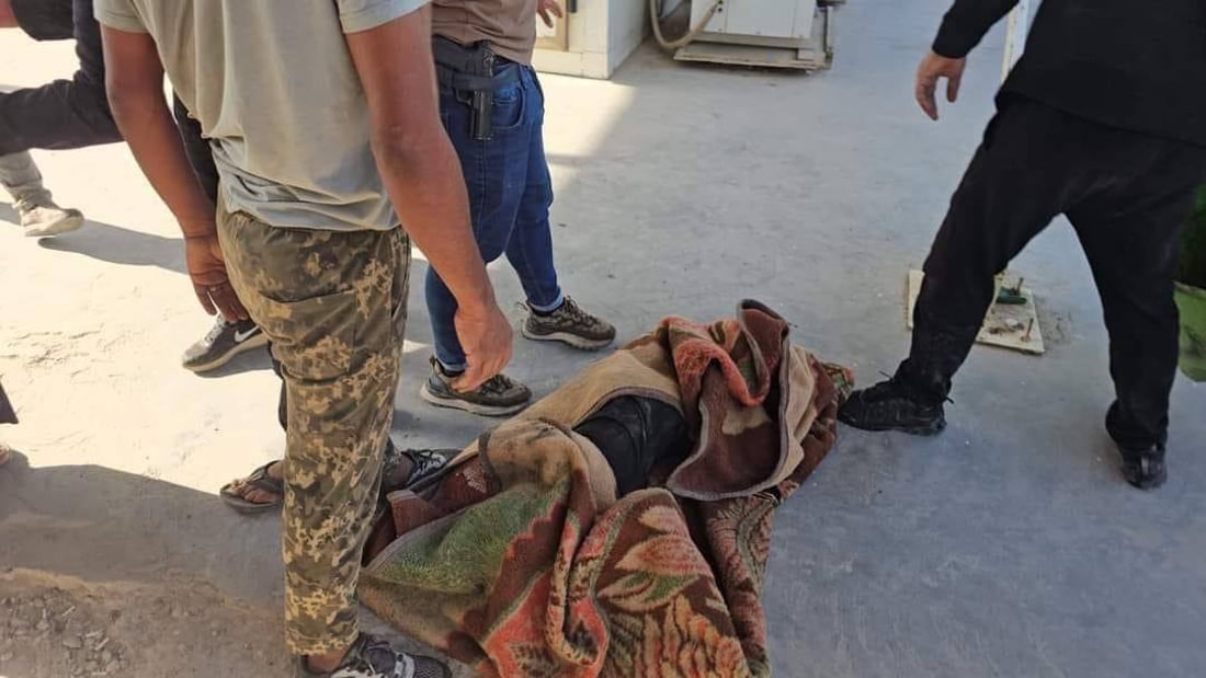 صور: غواصو سرايا السلام ينتشلون جثة طفل من نهر الديوانية