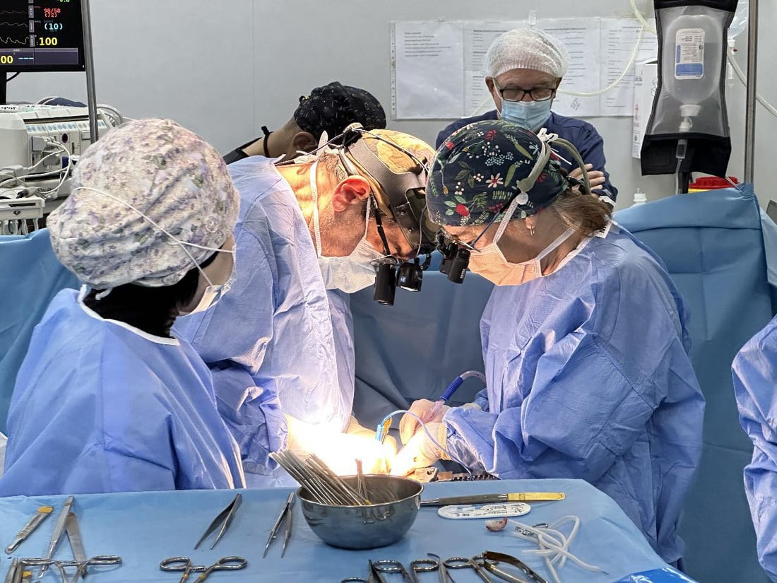 تیمێکی پزیشیکی ئیتاڵیا لە دهۆکن و 10 نەشتەرگەرییان بۆ منداڵان ئەنجامدا