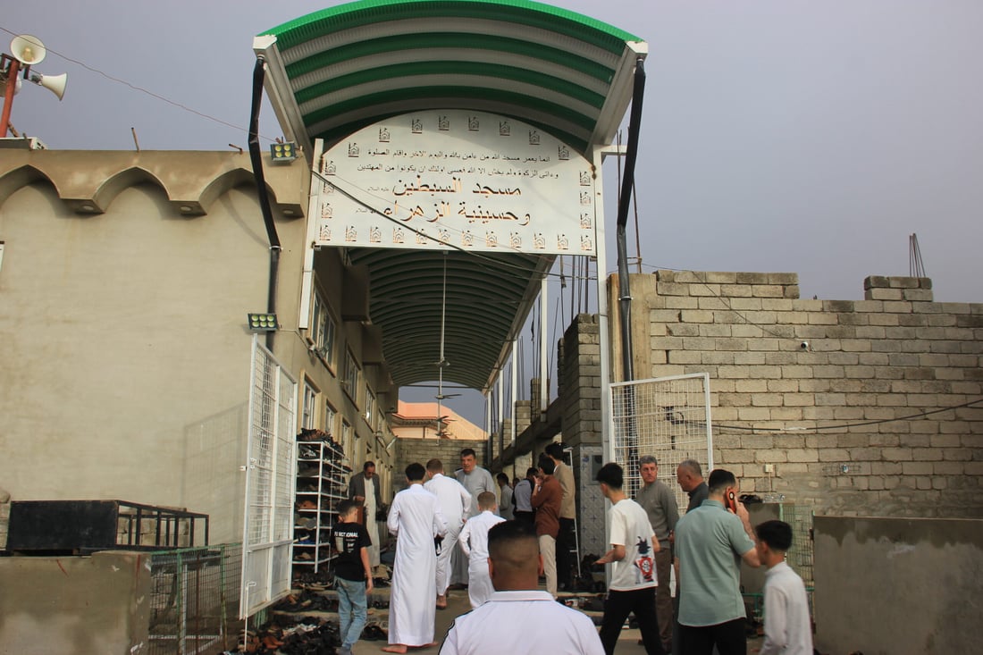 معتمد السيستاني ينقل رسالة من المرجعية في خطبة العيد بتلعفر (صور)