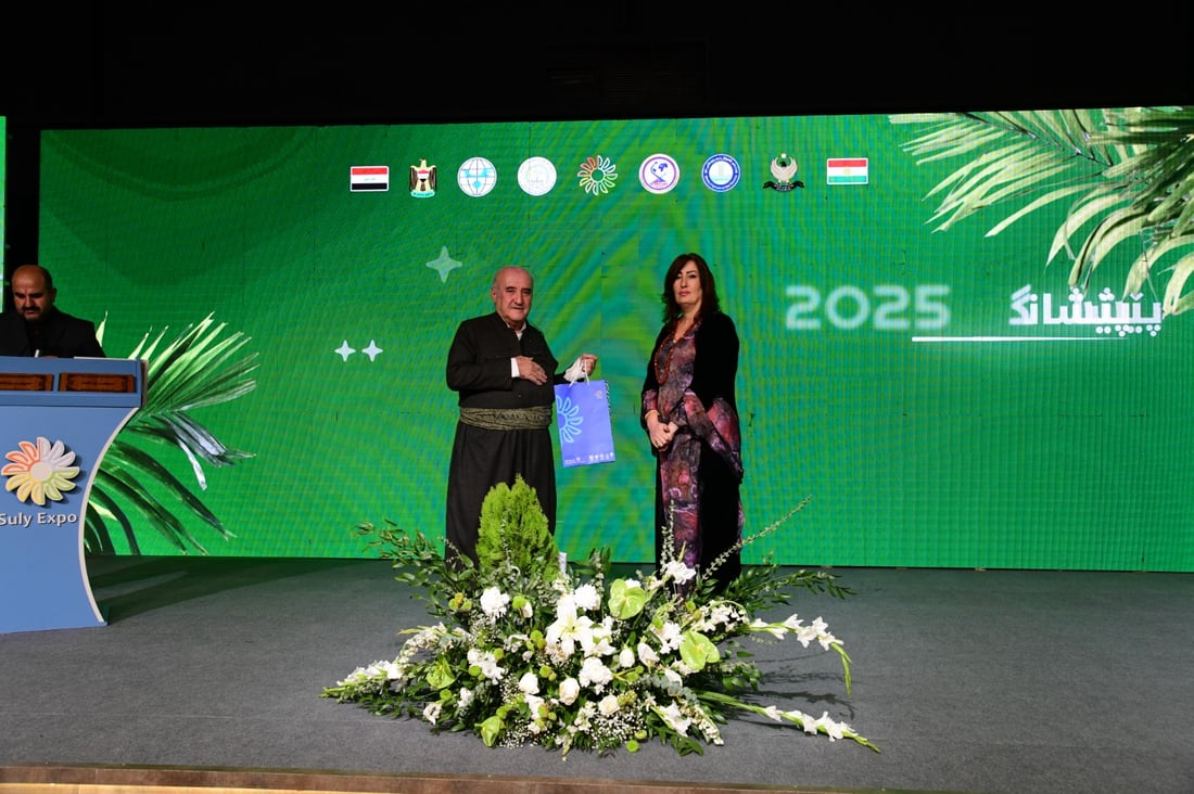 هەشت رێکخراو و شوێن رێزلێنانیان پێشکەشی شێخ جەمالی کربچنە کرد