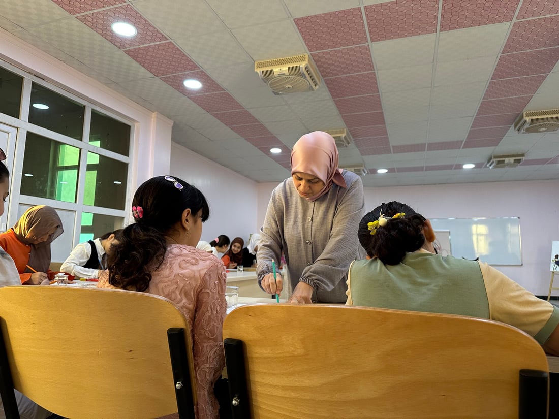 Hit Youth Forum holds drawing workshop for teenage girls in Anbar