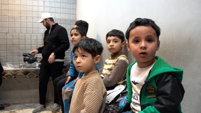 حلاقة سامراء في ليلة طويلة وأسعار غريبة و”الحجي ينعّم للحجية”