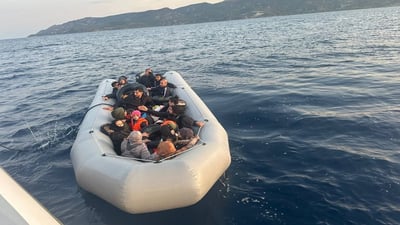 هەزار کۆچبەر گەیشتوونەتە بەریتانیا و هەزار و 500ی دیکە لە یۆنانن