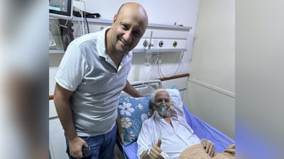 مات “الخال كامل”.. البصرة تنعى الفنان كامل الأزرقي