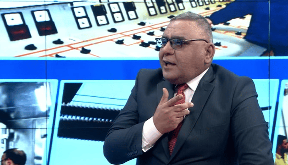 ناطق الكهرباء يقرر الاعتزال للمرة الرابعة.. أحمد موسى قدم طلباً للوزير