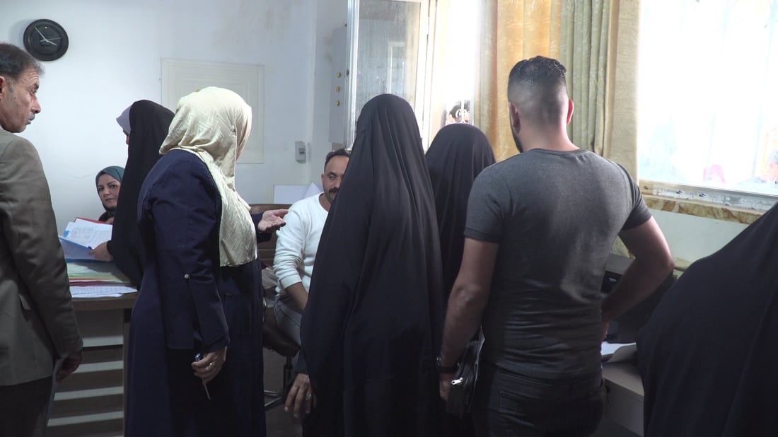 الموظفون في بابل.. تخمة في “ديوان المحافظة” ونقص حاد في دائرة رعاية المرأة