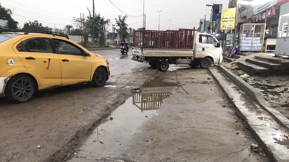 انزعاج في حي الجهاد: الأمطار كشفت حقيقة الإكساء.. و”التسليط” خطأ