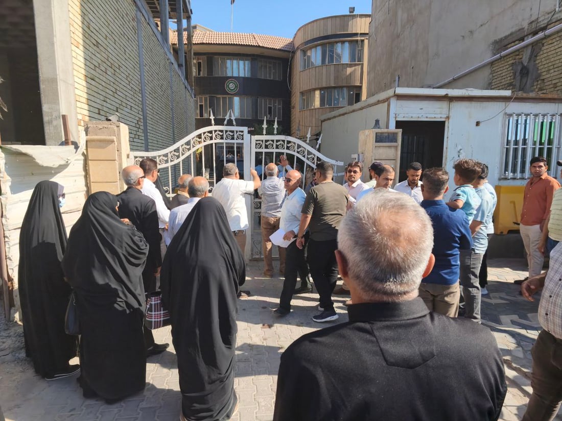 ينتظرون توزيع الأراضي منذ 8 سنوات.. تظاهرة لمنتسبي التقنية في البصرة