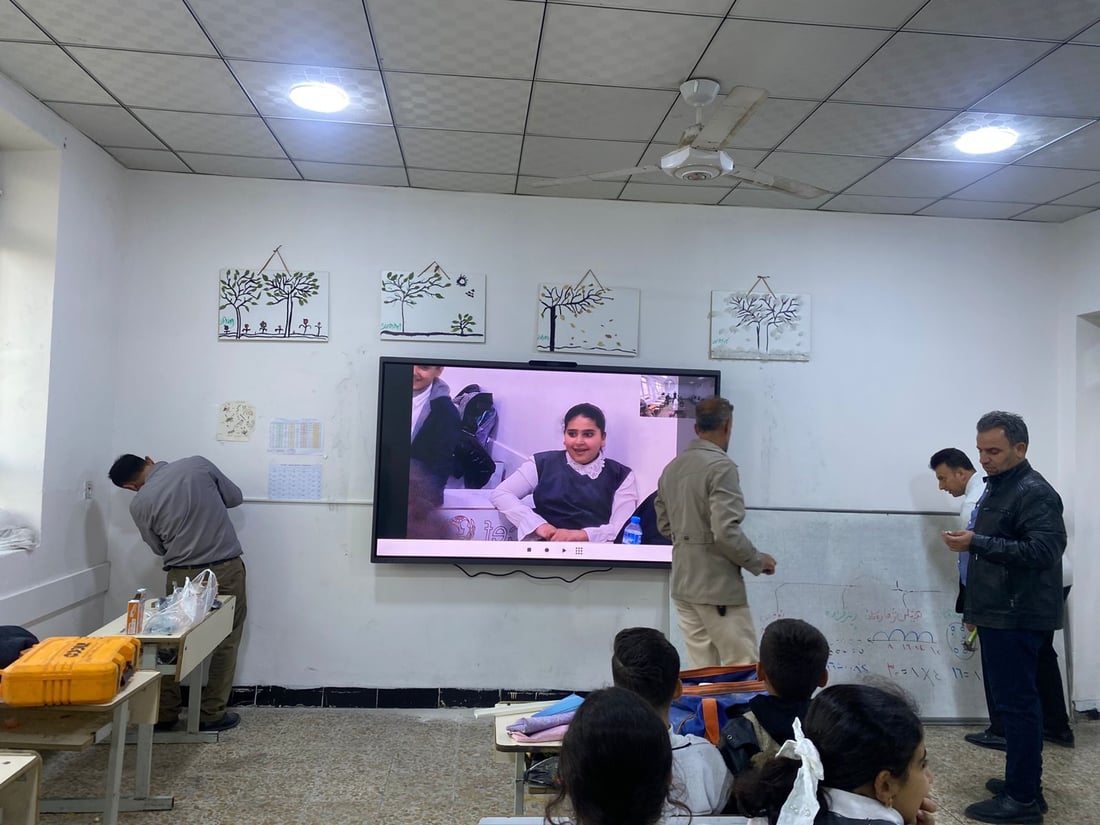 (تەختەی زیرەک) گەیشتە پەروەردەی رواندز و لە قوتابخانەیەک جێگیر کرا