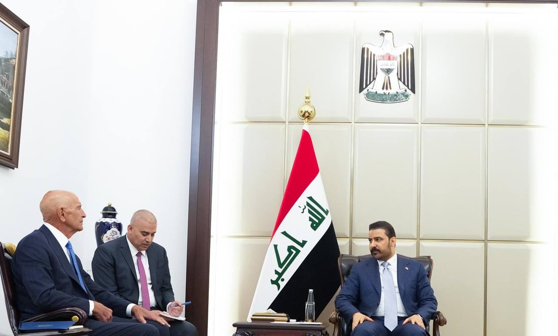 لقاء بين الزيدي ومبعوث ترامب يغيب عنه الحديث عن سلاح الفصائل