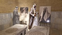 فيديو: عند قبر فيصل وأولاده.. أنصار النظام الملكي يتجمع...