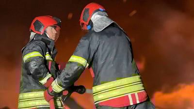 دواى نزیکەى سێ کاتژمێر ئاگرەکە کۆنتڕۆڵکرا