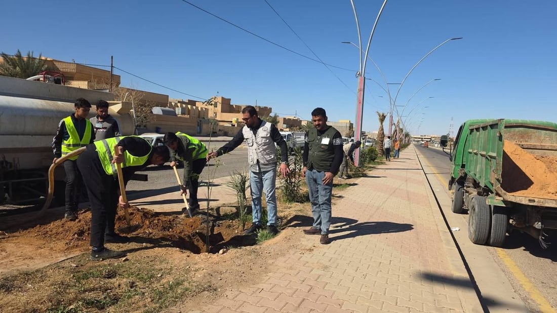 حملة التشجير الربيعية انطلقت.. صور من 8 مدن في الأنبار
