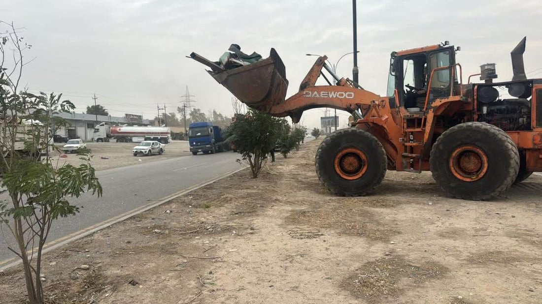 تابلۆی ریکلام و دروشم و ئاڵای حزبەکان لە شەقامەکانی کەرکوک لادەبرێن