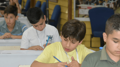 لەمەودا مامۆستایانیش نابێت مۆبایل بەکاربێنن