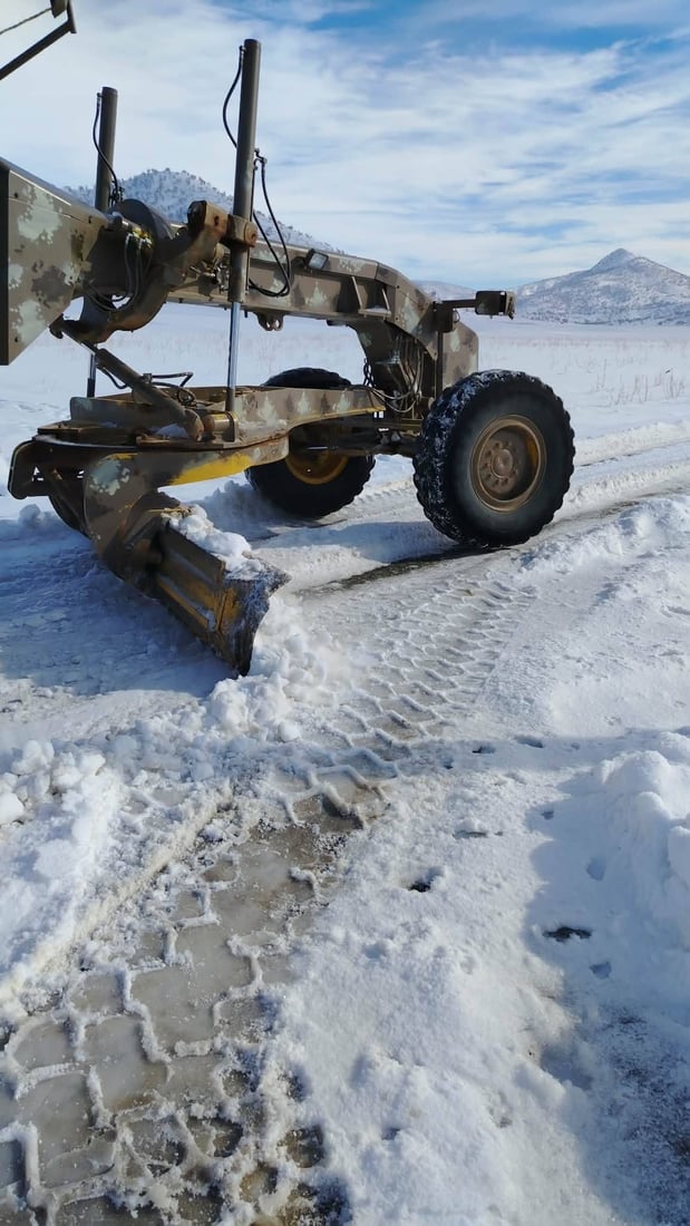 بەفری پێنجوێن؛ رێگای 50 گوند کرایەوە و سەیرانبەن 2 رۆژی تری دەوێت