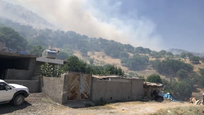 زیاتر لە 24 کاتژمێرە سنوورى گوندى بەرگورد دەسووتێت