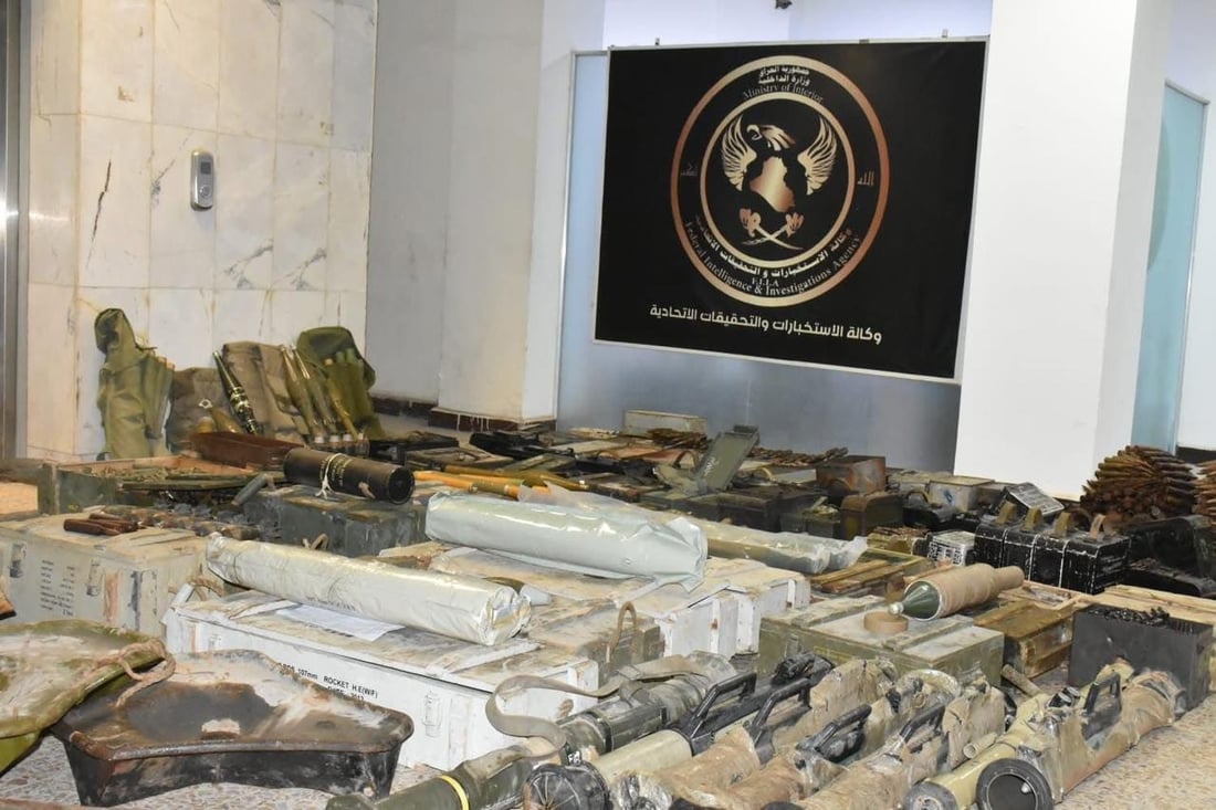 صور: الاستخبارات تداهم مقر “أبو درع” في مدينة الصدر وتصادر قاذفات وبيكيسيات