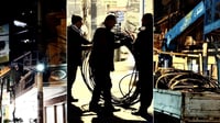 کارەبای سلێمانی کێبڵی موەلیدەکانی ناو بازاڕ لێدەکاتەو...