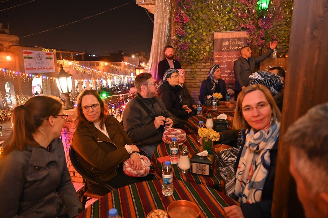 ژماره‌یه‌ك كونسوڵ و نێرده‌ی دیپلۆماسیی وڵاتان له‌ بازاڕی هه‌ولێر پیاسه‌یان كرد