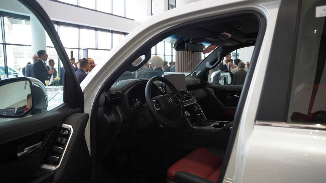 سيارات كهربائية بالتقسيط و”هايلوكس” للمزارعين.. تويوتا تفتتح مركز خدمات في الكوت