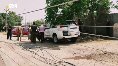 ئۆتۆمبێلێک ستوونێکی کارەبای هەڵتەکاند