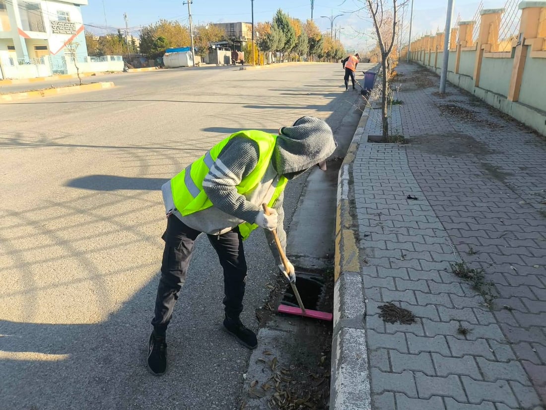 مەنهۆڵ و ئاوەڕۆکانی هەڵەبجە پاککرانەوە