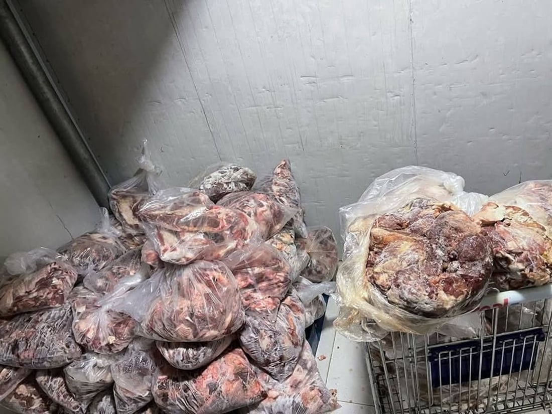  تۆنێک گۆشتى سوور دەستى بەسەرداگیرا