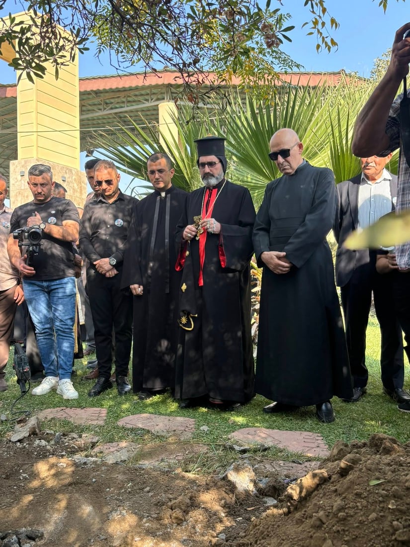 صور: نقل مدفن الخور أسقف لويس قصاب من عينكاوا إلى بغديدا