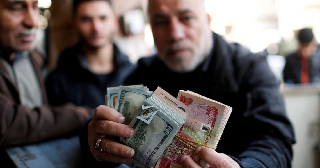 الدولار يلامس الـ155 ألفاً في البصرة ويستقر دونها ببغداد وأربيل