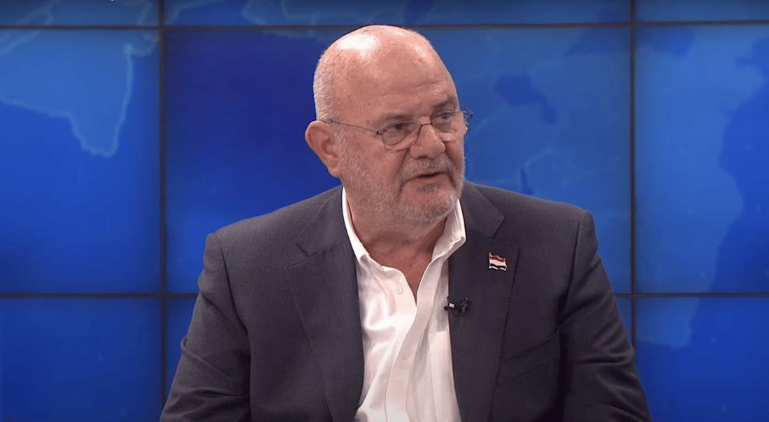 مستشار السوداني: رسوم ترامب لا تؤثر علينا بل هي تحد لتعزيز اقتصادنا