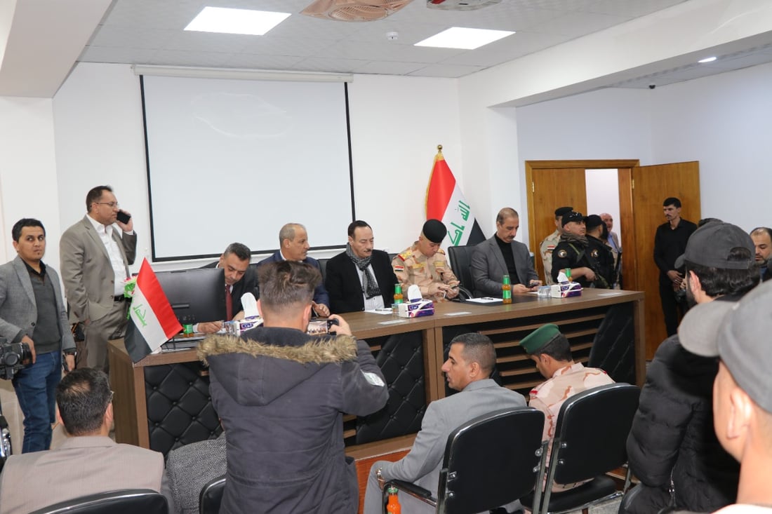 صور: المحافظ في سنجار.. والمدينة تفتح أمامه صندوق المشاكل وموانع عودة السكان